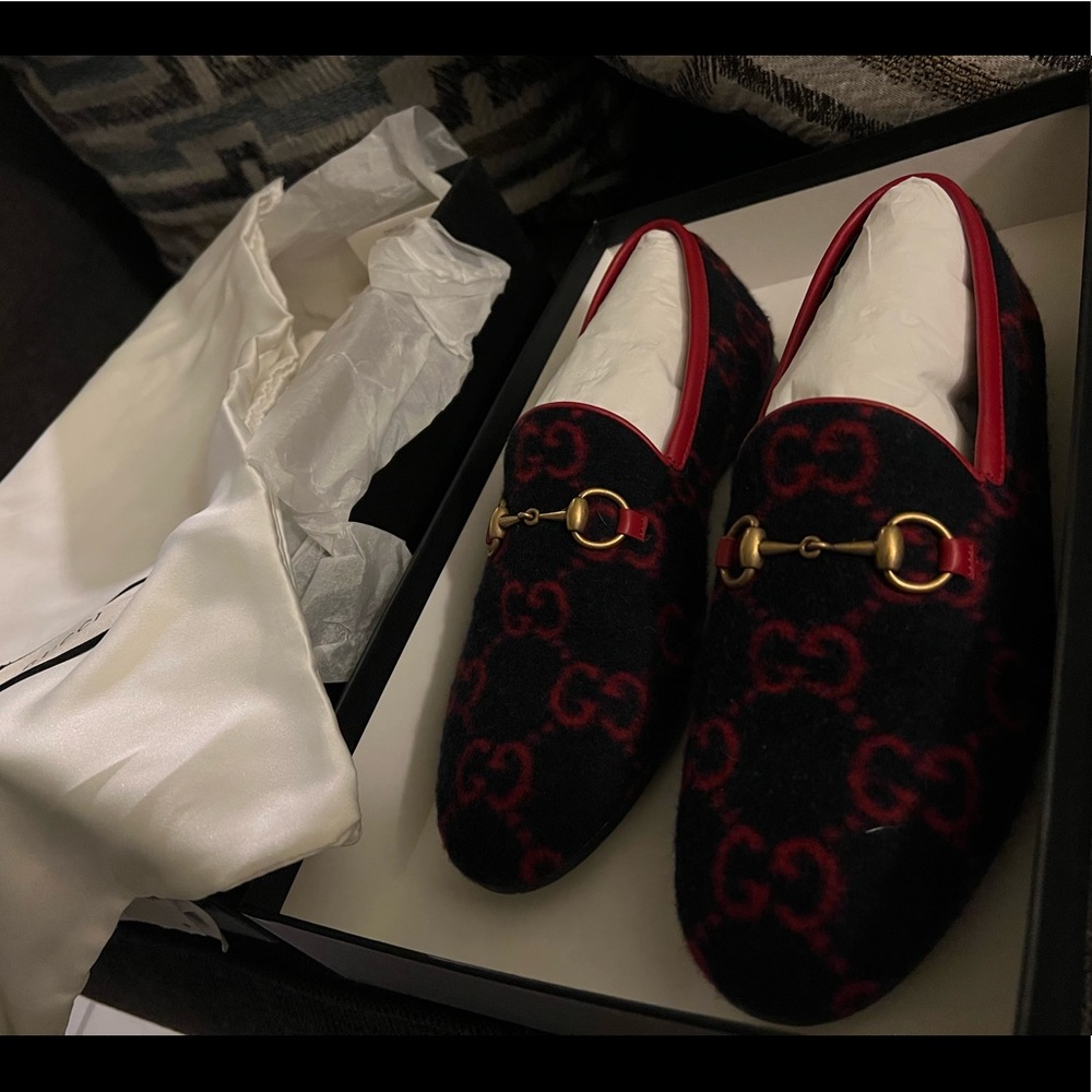 SOLD Gucci- Jordaan Loafer